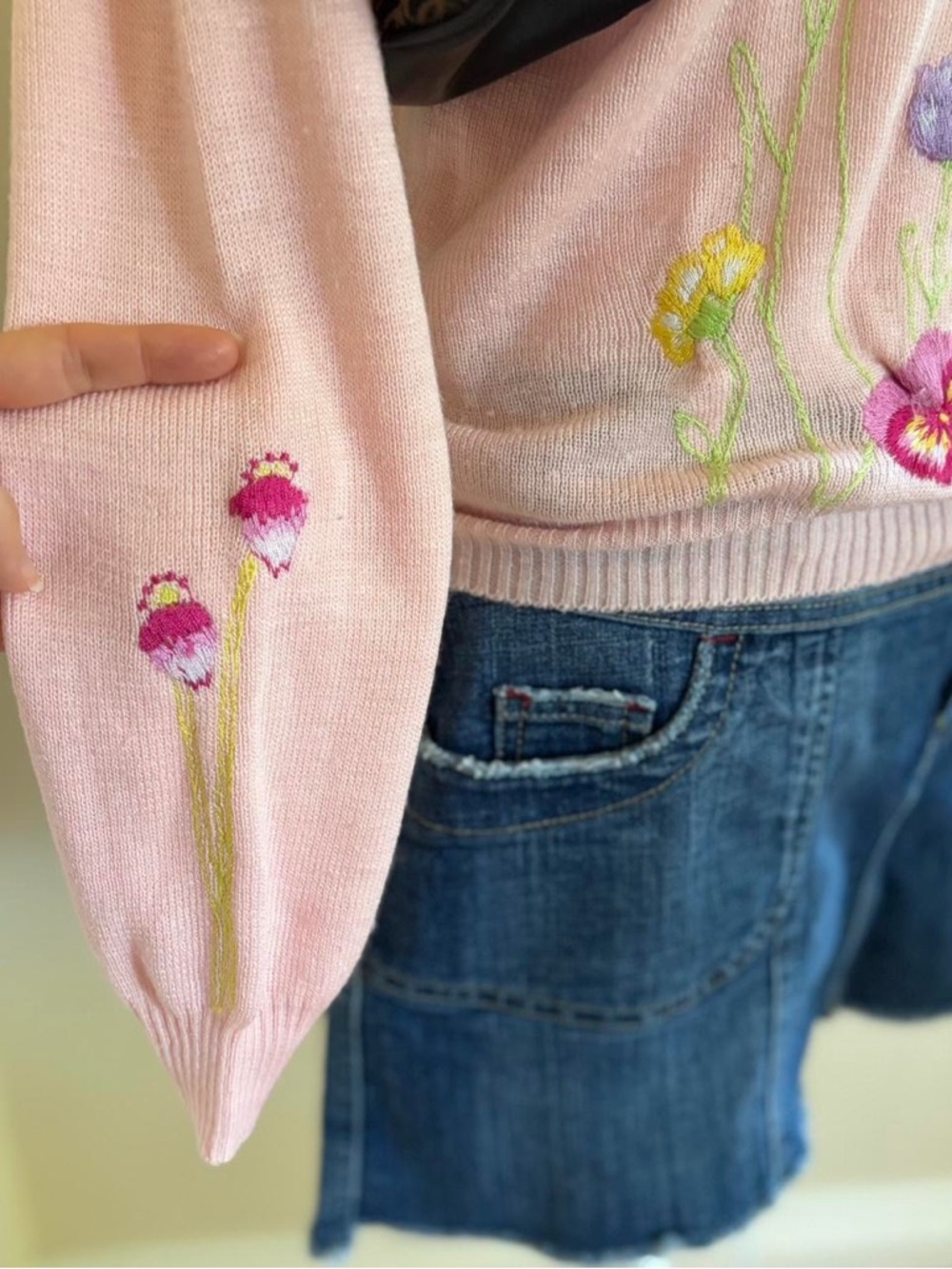 Vintage 70s fairy cottagecore coquette granny pink embroidered floral sweater M - Picture 4 of 10